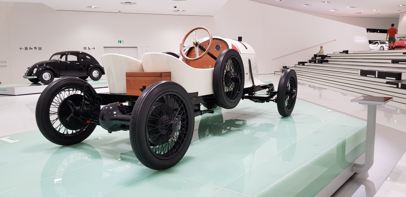 Illustration for article titled Porsche Museum Stuttgart Zuffenhausen photo dump